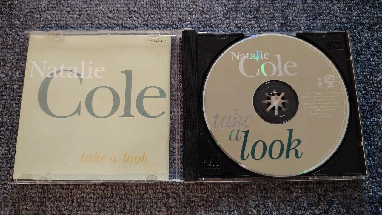 ✨ Natalie Cole – Take a Look : la perle rare à ne surtout pas laisser filer! ♫ – photo 3